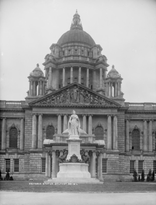 Statue of Queen Victoria