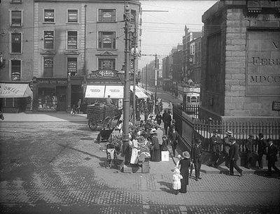 Street traders on Sackville Street